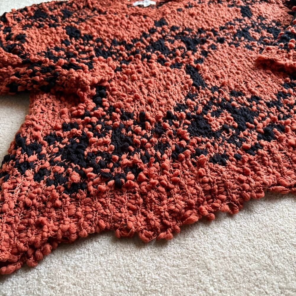 Haptics Elegant V-Neck Sweater - Rust and Black Size 1 X - Picture 3 of 6